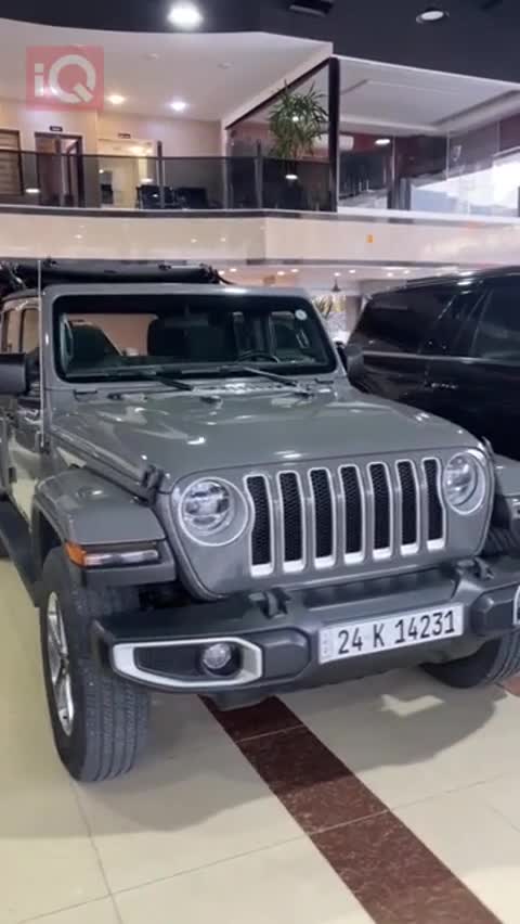 Car Video Thumbnail